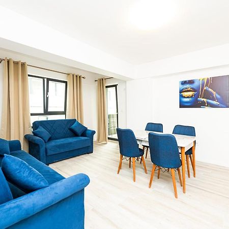 Apart Hotel Fusion Tower Iasi Bagian luar foto