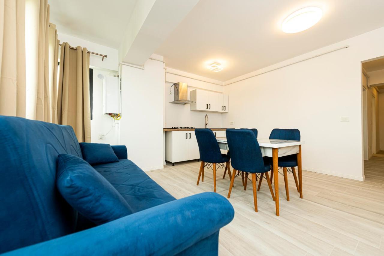 Apart Hotel Fusion Tower Iasi Bagian luar foto