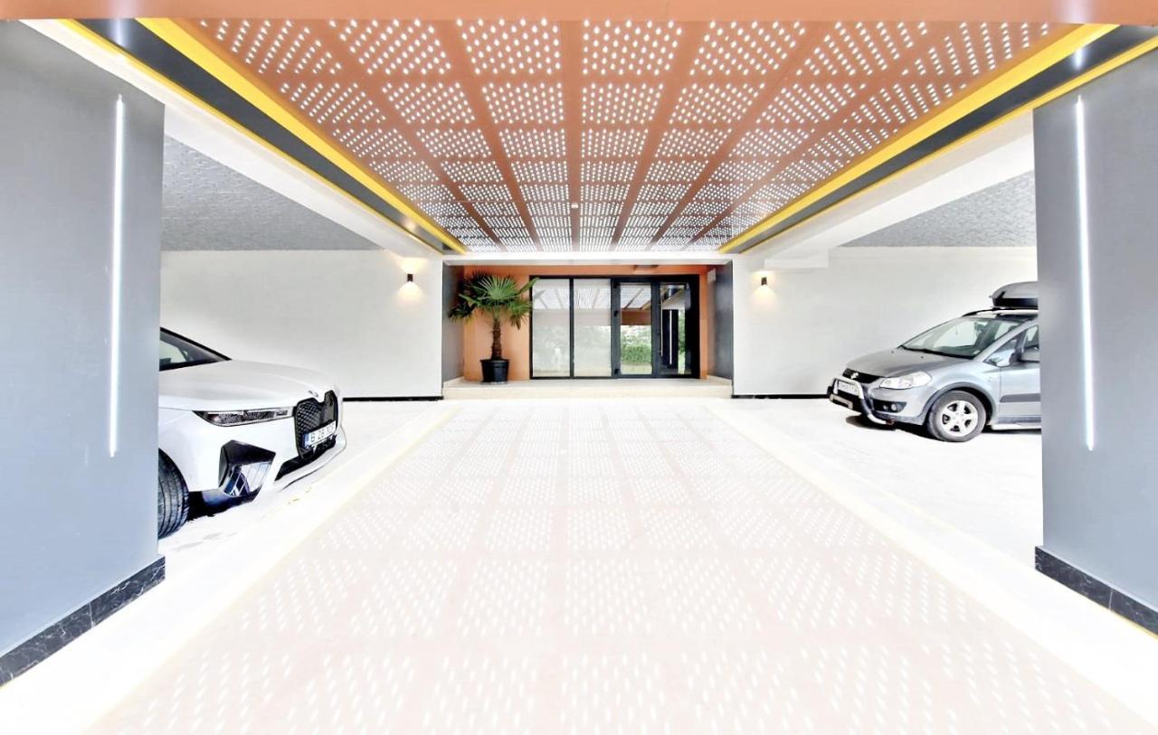 Apart Hotel Fusion Tower Iasi Bagian luar foto